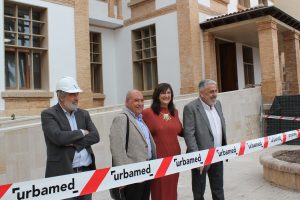 Carmen Alemany Bay homenaje en la biblioteca municipal