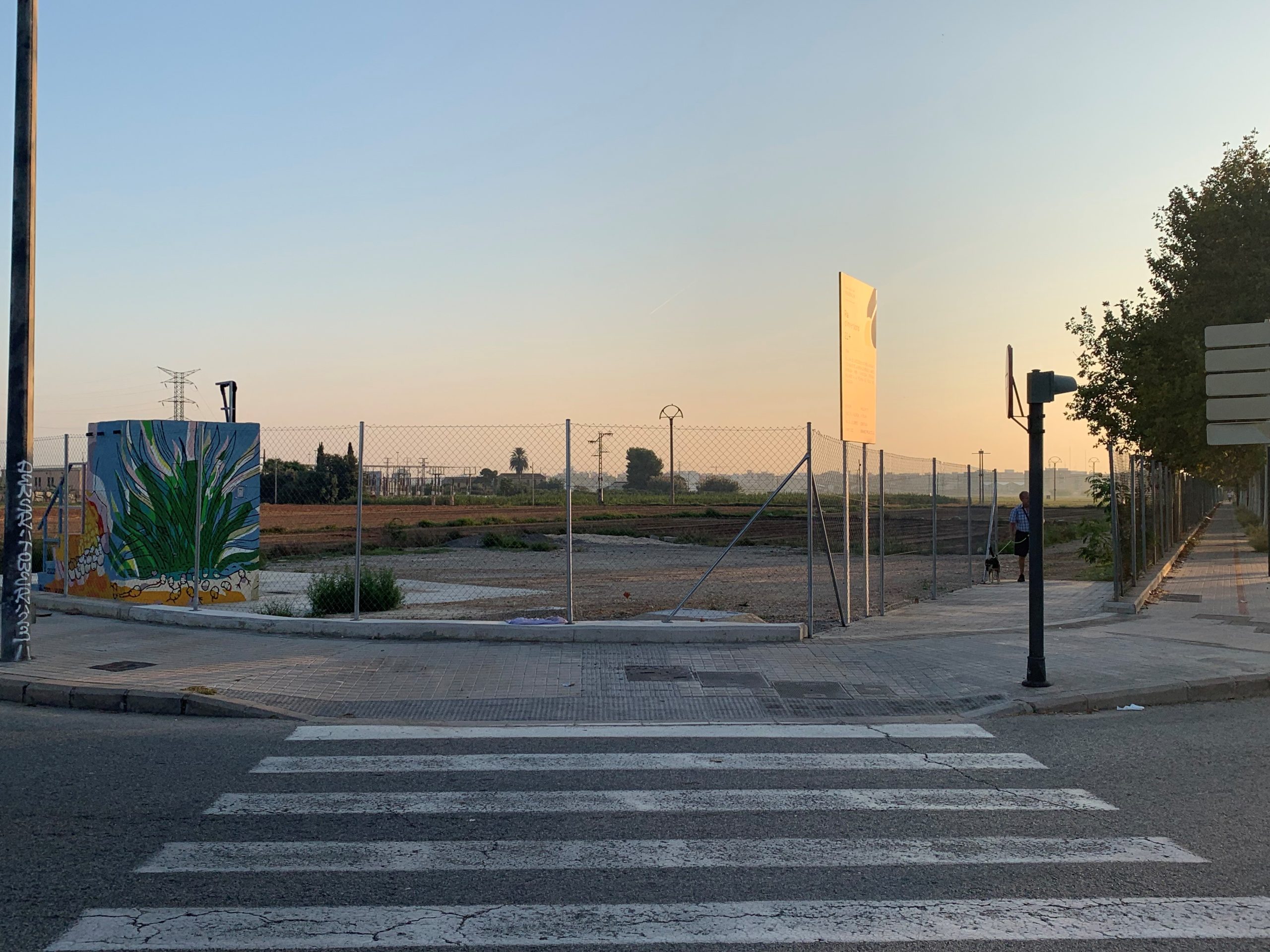 MEJORA ACCESIBILIDAD PEATONES EN AVD. HERMANOS MACHADO (VALENCIA)